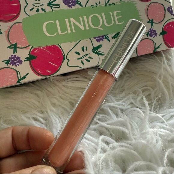 CLINIQUE POP PLUSH CREAMY LIP GLOSS – 07 AIRKISS POP - Picture 5 of 16